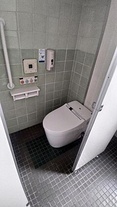 2階　トイレ(...