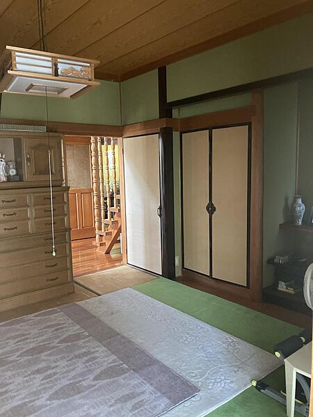 2階建棟　床の間和室8帖