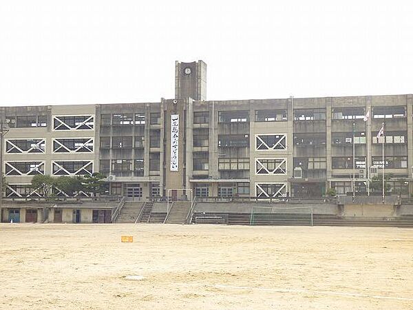 栗原中学校