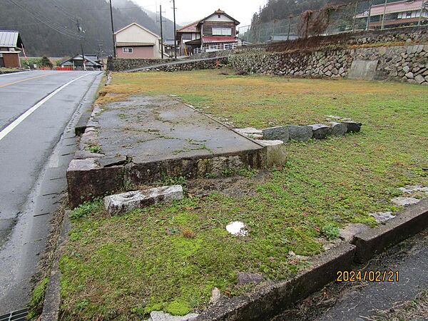 東側土地（387.38m2）