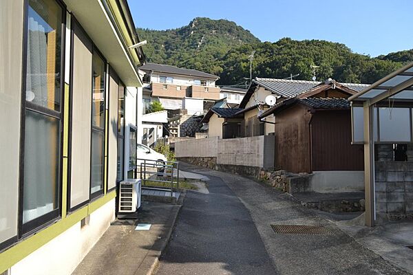 メイン通りからの上り口