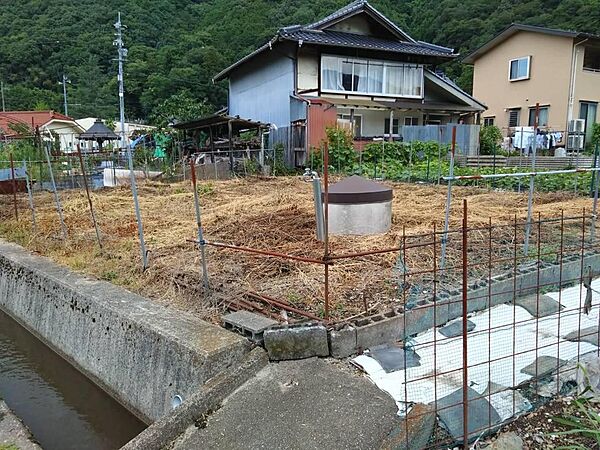 畑として使っていた雑種地があります