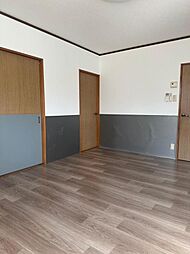 JR山陽本線 尾道駅 バス21分 温泉口下車 徒歩5分の賃貸アパート 2階2LDKの室内