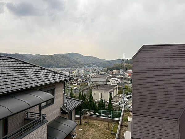 ***眺望***小高い立地の為、陽当り風通しが良好です！！
