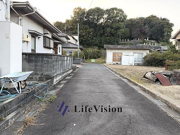 建築条件なし！！広々92坪の土地です！