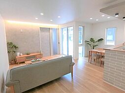 呉市本町　売戸建 4LDKのリビング/ダイニング