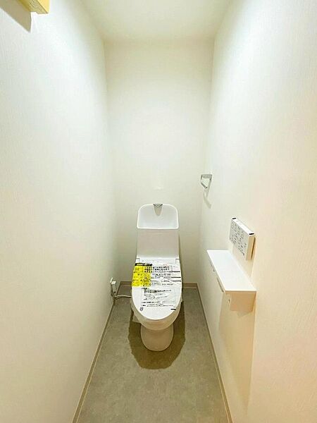 毎日使う場所だからこそ、新しさにこだわりたい。温水洗浄便座付きの新品トイレで、毎日を心地よくスタート