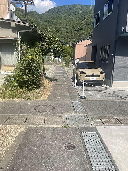 進入路 南側