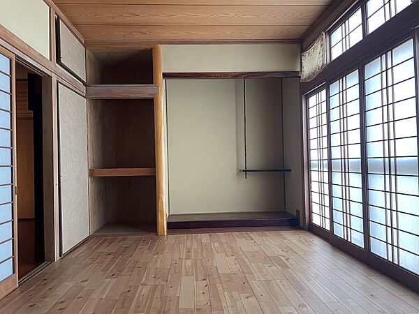洋室を拡大表示