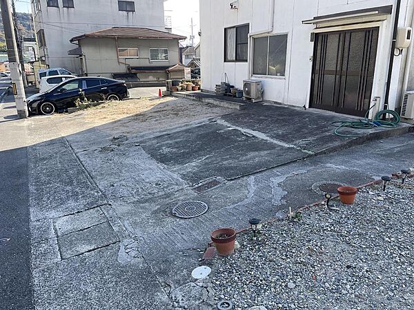 外観：334000272244
