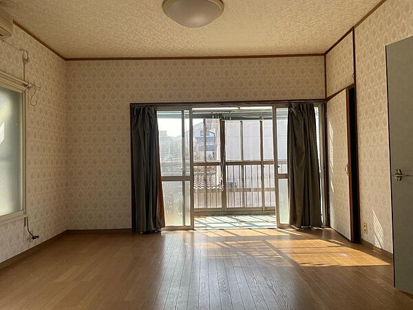2F洋室 12帖