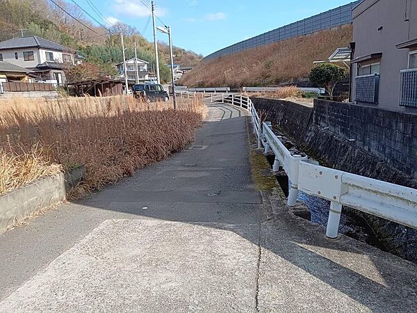 南側道路