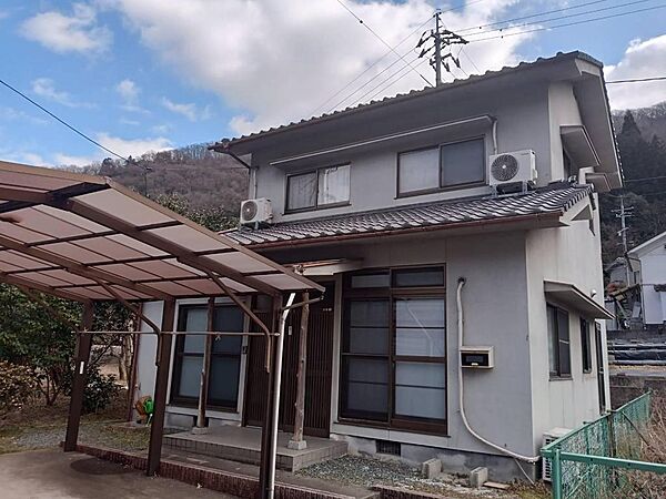 外観：334000234880