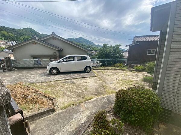 2025年11月撮影　駐車場