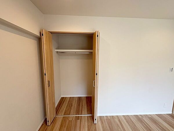 【ライオンズマンション松山】