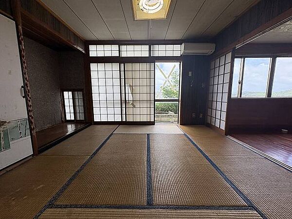 明るい和室です