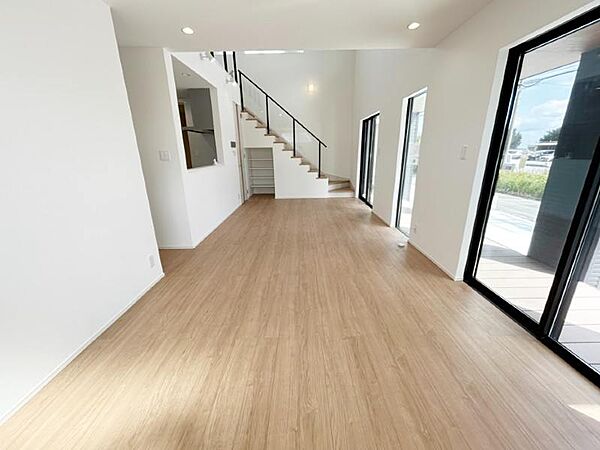 外観：347000026040