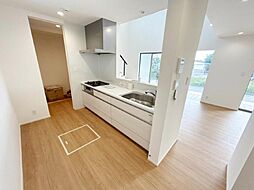 detached 屋嘉