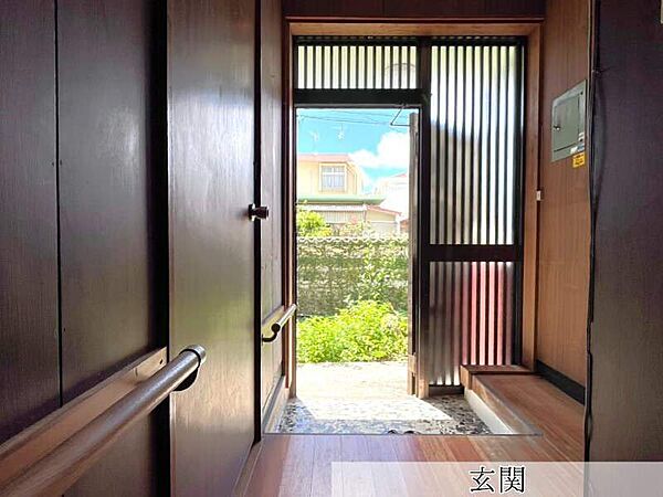 玄関