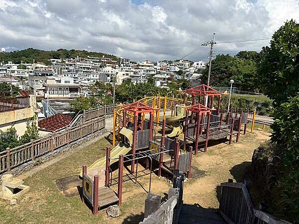 山巓毛公園