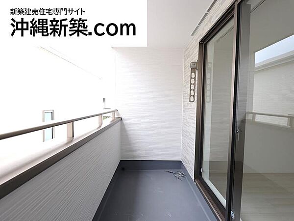 同施工会社の参考写真です。間取り・仕様は異なります。完成後の室内イメージとしてご覧ください。