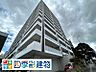 建物角側から見たマンション外観