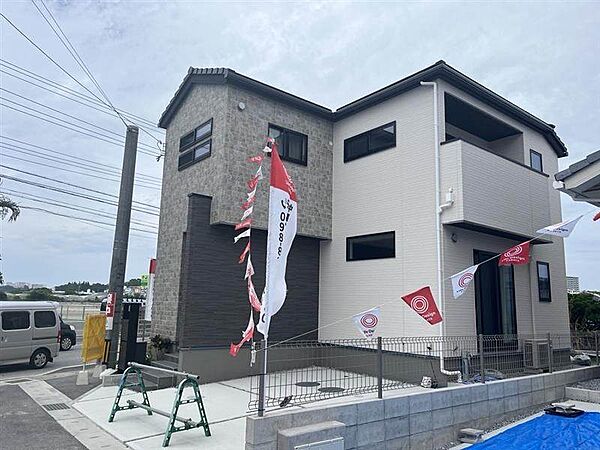 【建物外観】？一度ご見学いただければわかる良さ！！