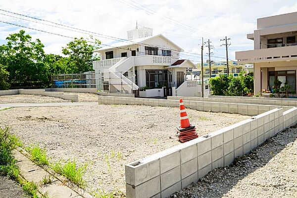 8区画：お気軽にホームトレードセンター沖縄営業所までお問合せください♪