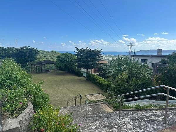 西原台団地公園まで徒歩2分
