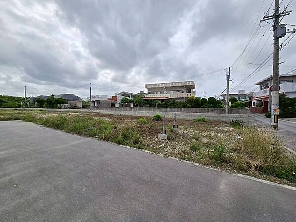 西原町兼久 全6区画
