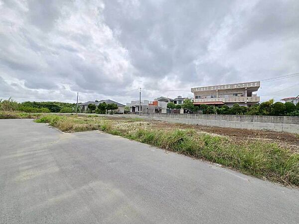 西原町兼久 全6区画