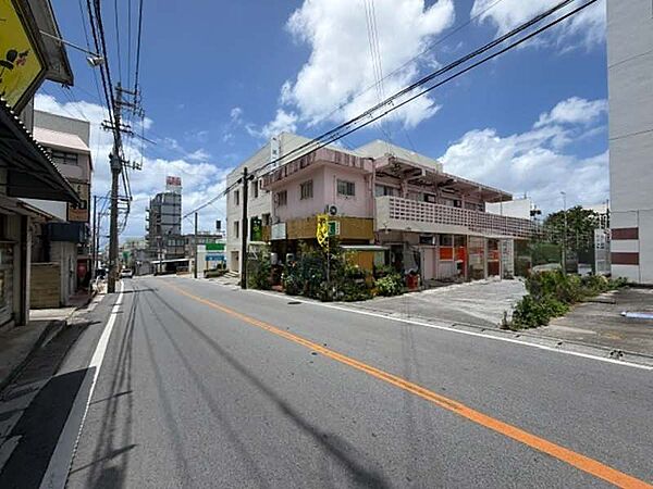 南側：県道側