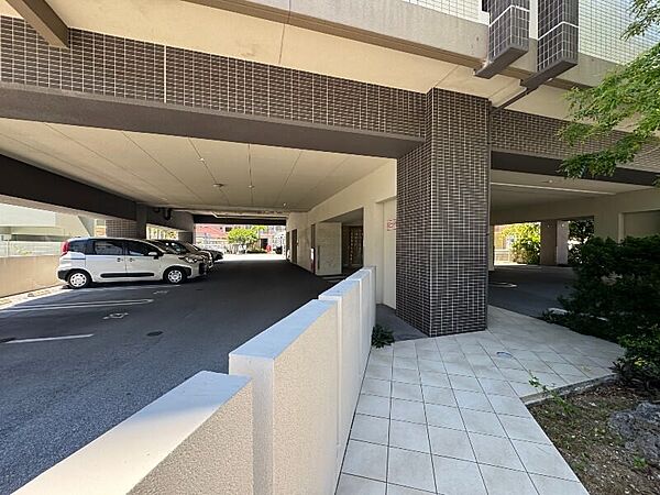 本日ご案内も可能です！お気軽にご連絡ください（098－963－9444）