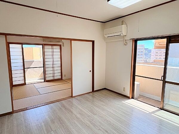 LDK：約12.5帖（CG加工により家具・生活用品を消去済み）