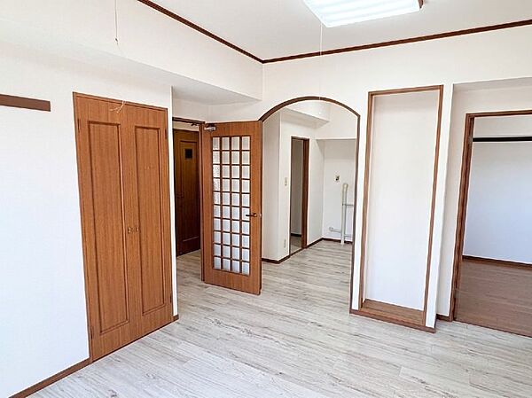 LDK：約12.5帖（CG加工により家具・生活用品を消去済み）