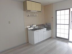 グリーンパーク佐伯D 2階3DKの室内