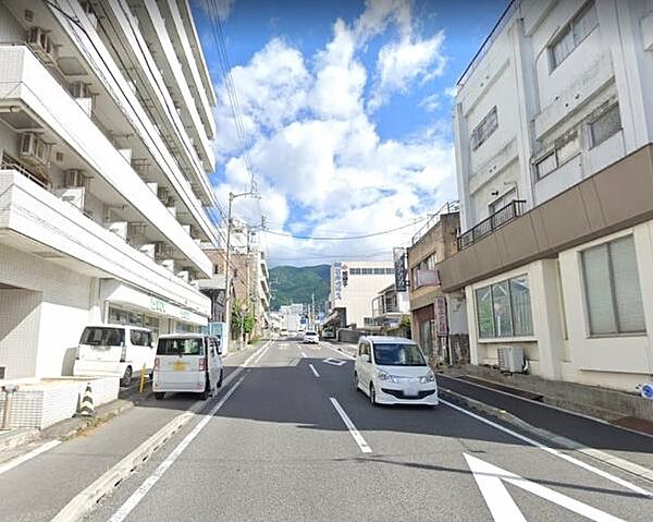 現地
