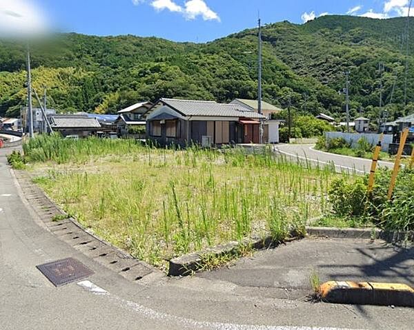 現地