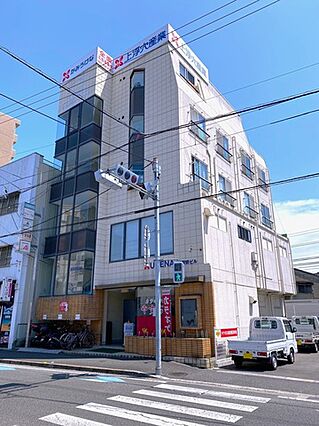 2026年4月...