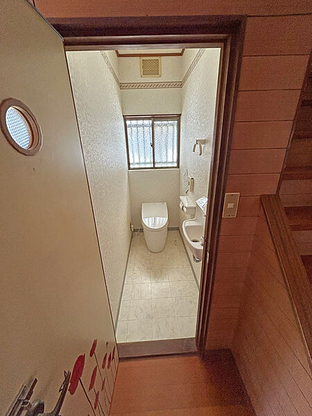 トイレを拡大表示