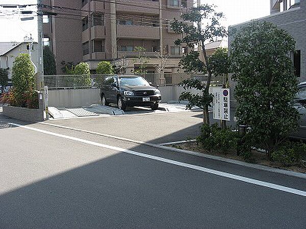 駐車場を拡大表示