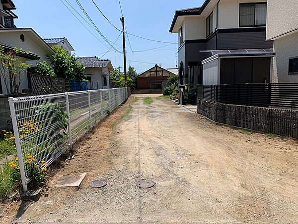 北側通路