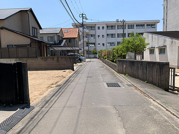 西側道路2