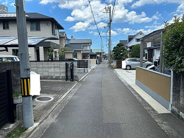 前面道路含む現地写真