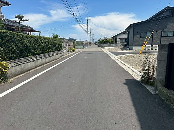 前面道路含む現地写真