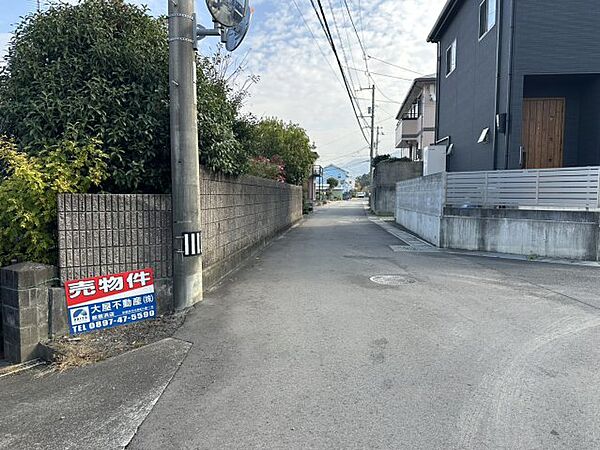 前面道路含む現地写真