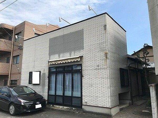 外観：338000049128