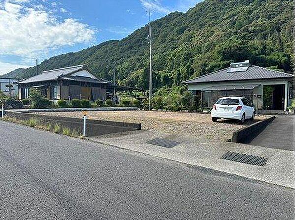 外観：338000049129