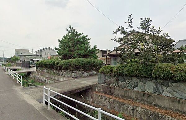 外観：338000049121