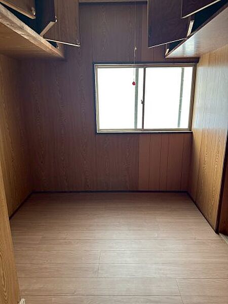 【納戸】